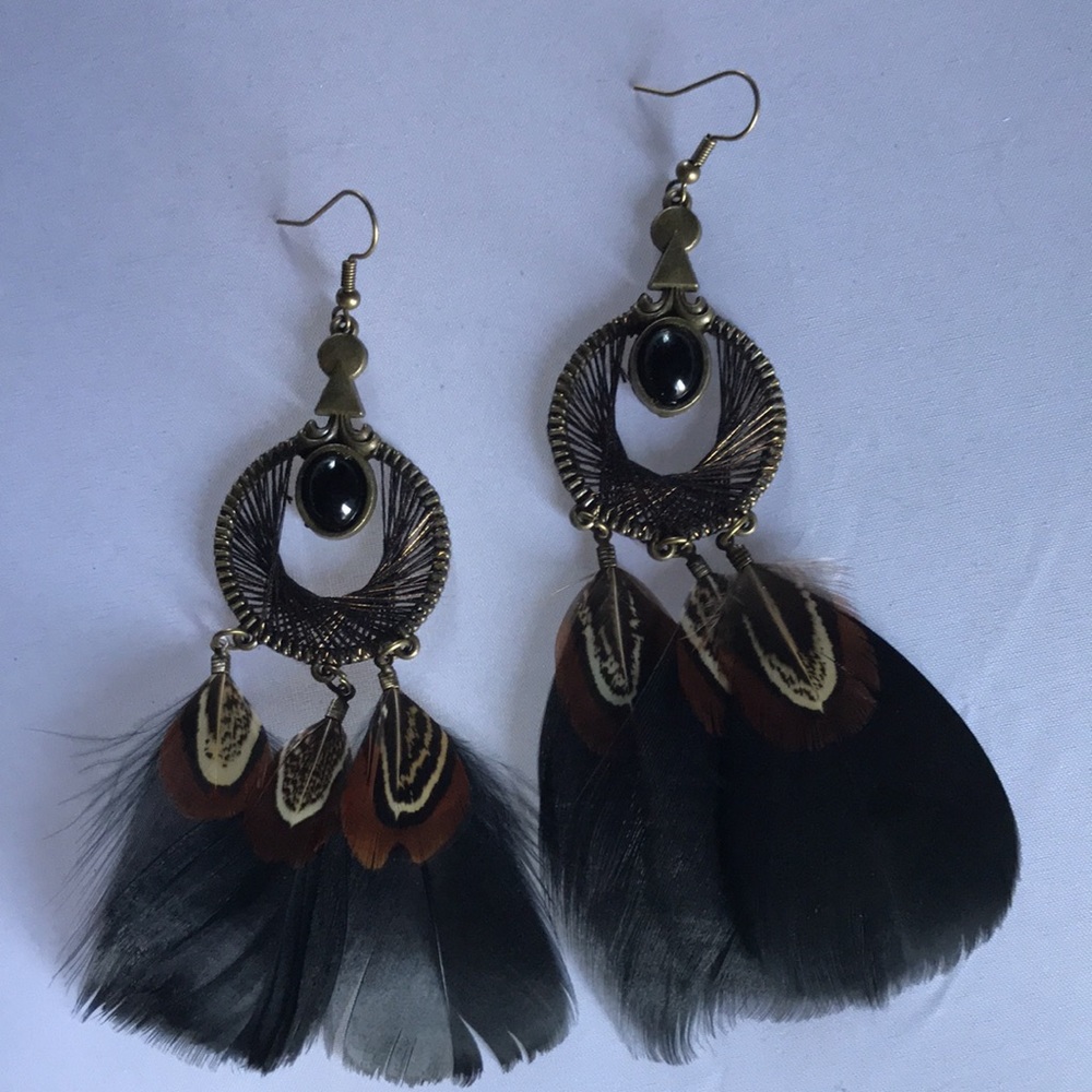 New! Bohemian Feather Drop Earrings - Picture 5 of 7